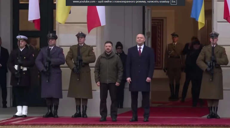 Президенты Украины и Польши встретились впервые после прихода Навроцкого к власти