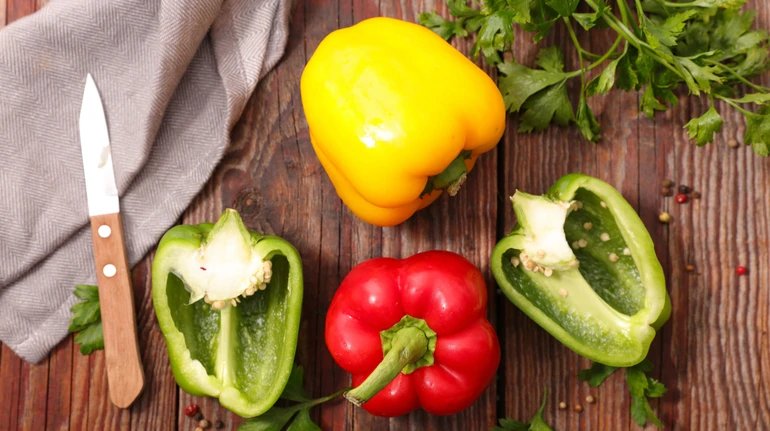 Кольоровий суперфуд: дієтологиня назвала 3 причини додати болгарський перець до свого раціону