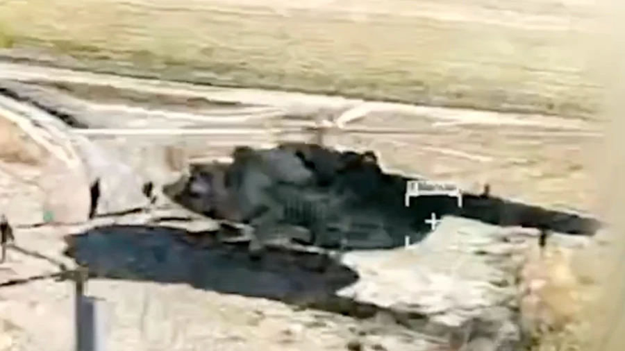 Operadores de drones ucranianos destroem helicóptero russo Mi-8 no Oblast de Luhansk – vídeo