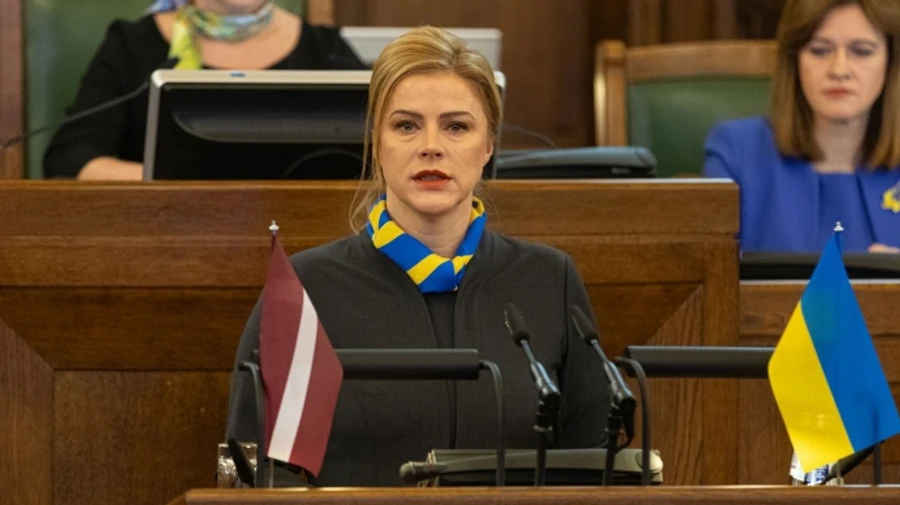 Latvian PM compares Russia to dysfunctional alcoholic or drug addict