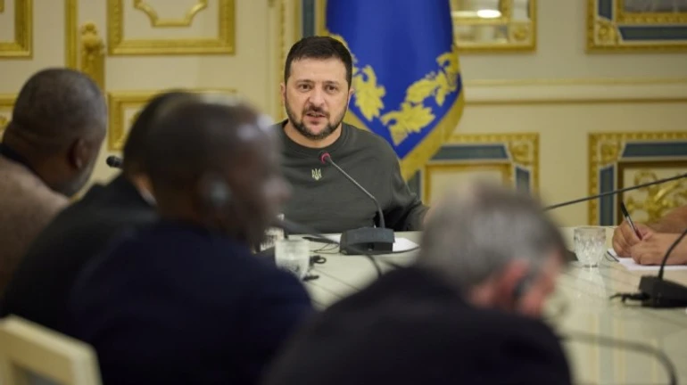 Зеленський проти замороженої війни: Її треба закінчувати