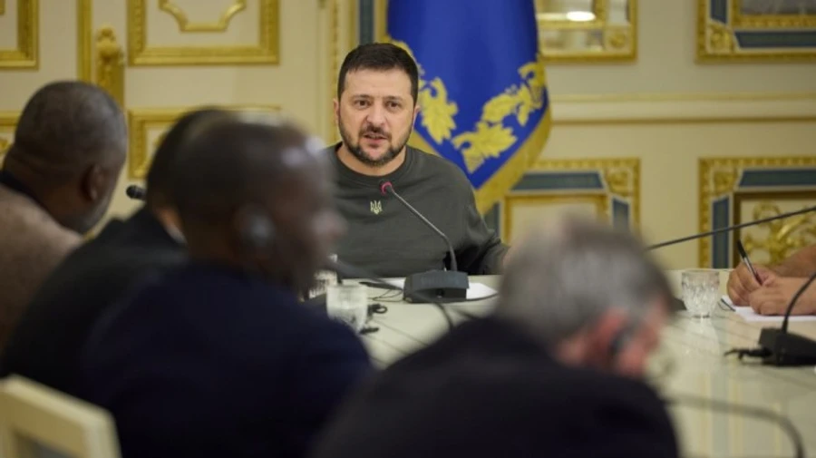 Зеленський проти замороженої війни: Її треба закінчувати