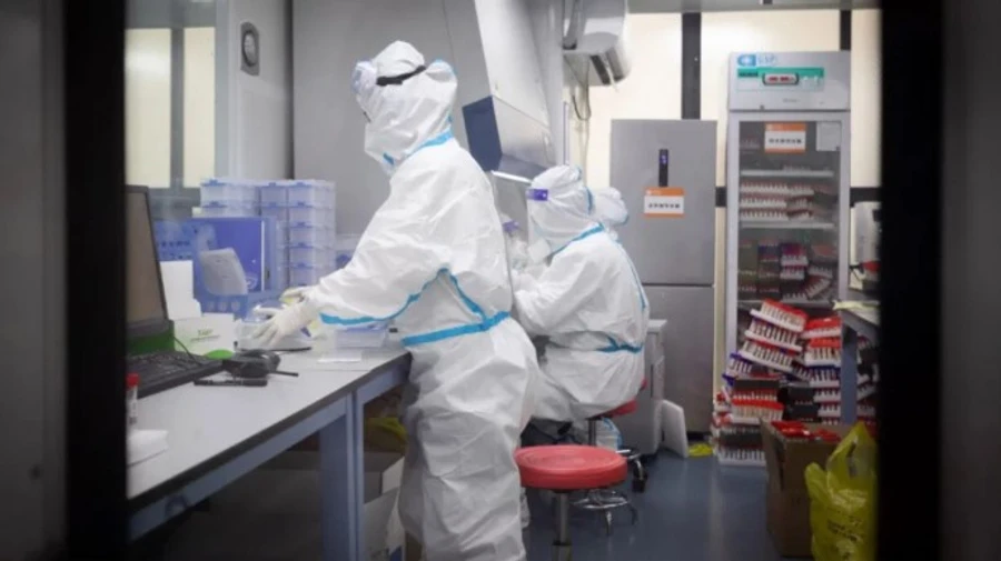 Минздрав Британии обнародовал данные о распространении нового штамма Covid