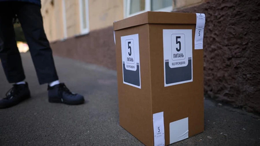 Половина виборців не брали участі в опитуванні від Зеленського – Рейтинг