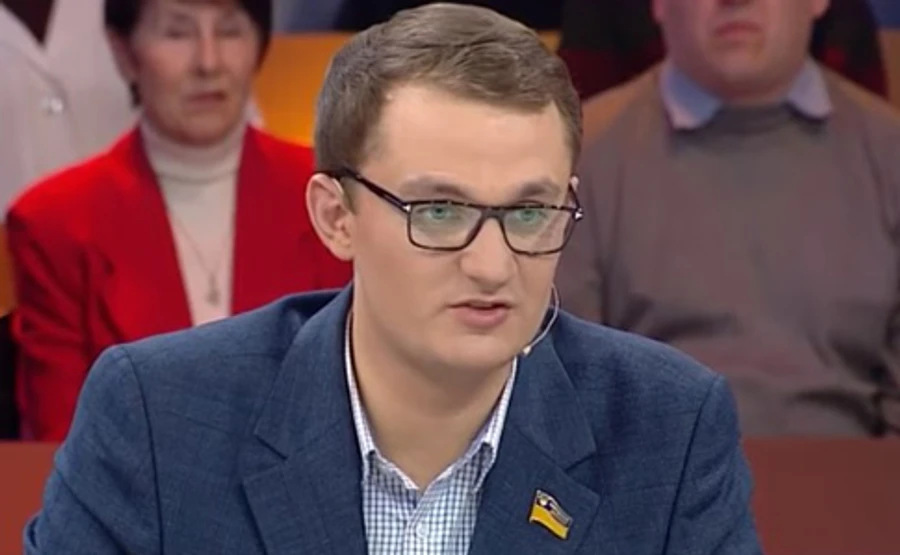 Прожить на пенсию: слуга народа посоветовал продать собаку элитной породы, чтобы оплатить коммуналку