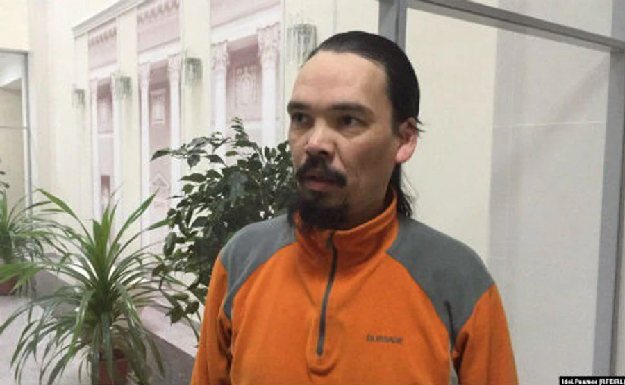 У Росії за дитячу порнографію посадили блогера-опозиціонера