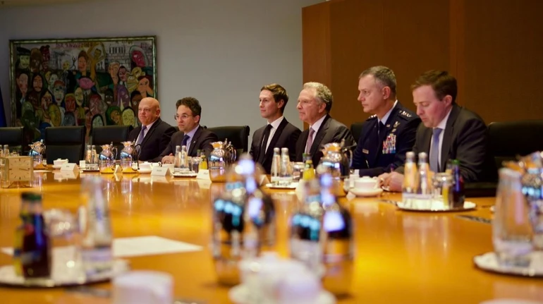 Виткофф заявил о значительном прогрессе после переговоров с Зеленским в Берлине