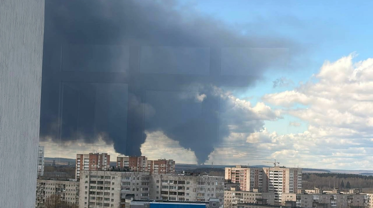 Дрони СБУ знову вразили НПЗ та нафтоперекачувальну станцію в російській Пермі