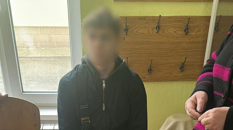 У школі Кропивницького підліток ударив однокласника ножем – обставини з'ясовують