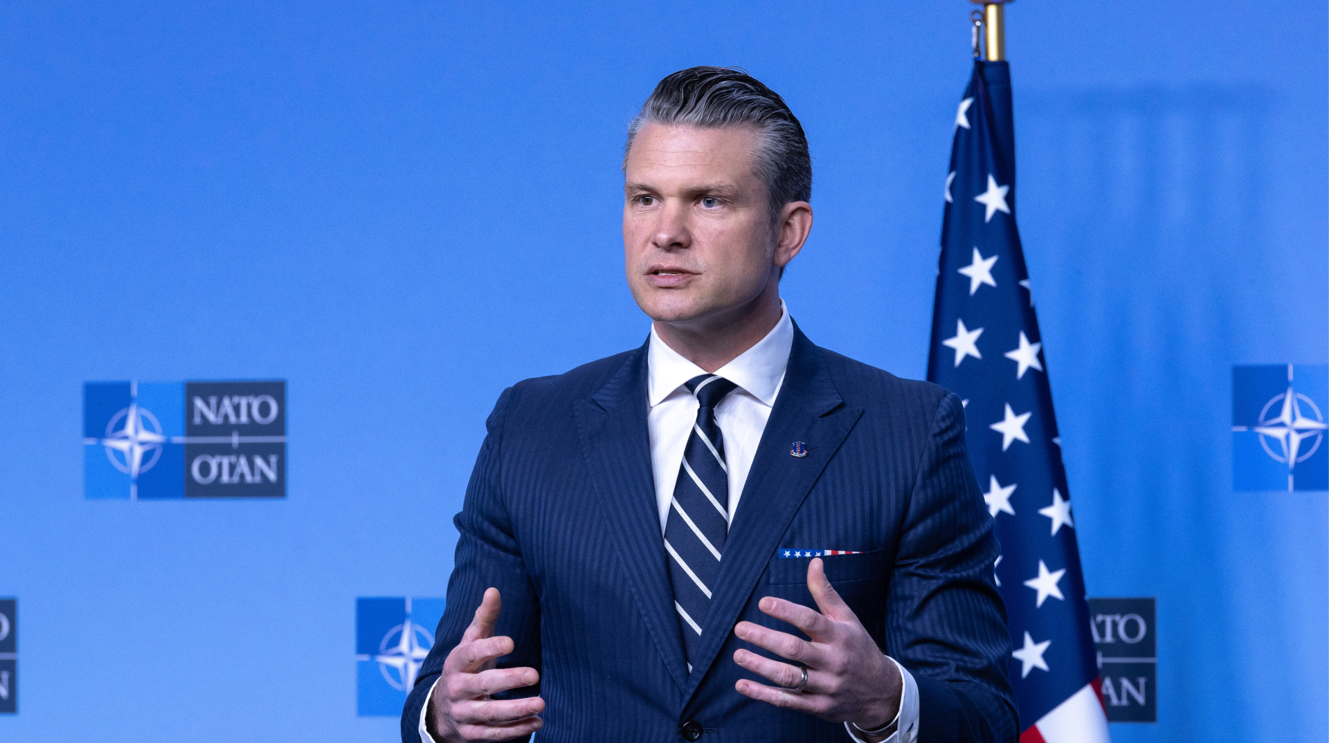 Міністр оборони США: Ми знайдемо спосіб забезпечити допомогу Україні