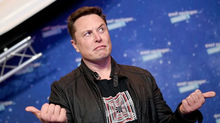 Elon Musk calls Revolution of Dignity coup d'état, Office of Ukraine's President advises he stop reading Russian newspapers 