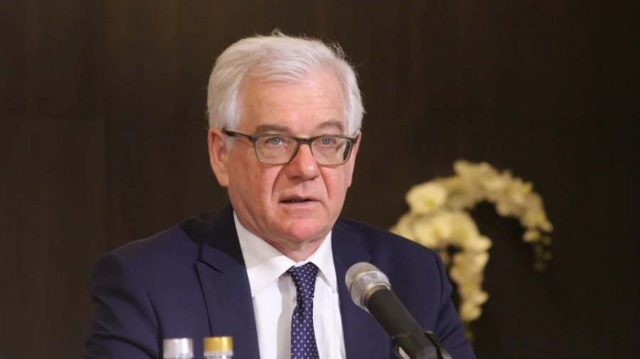 Former Polish foreign minister criticises government for already refusing to send peacekeeping troops to Ukraine