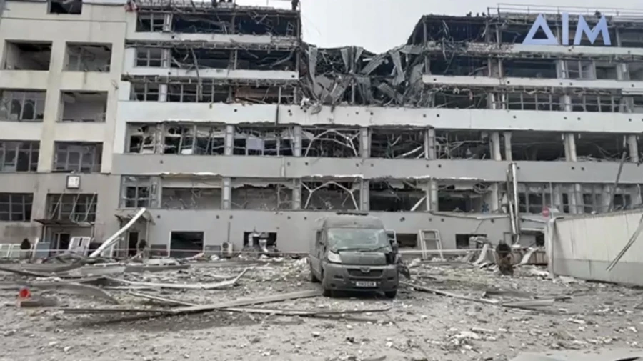 Freedom TV channel newsroom destroyed in Russian strike – video