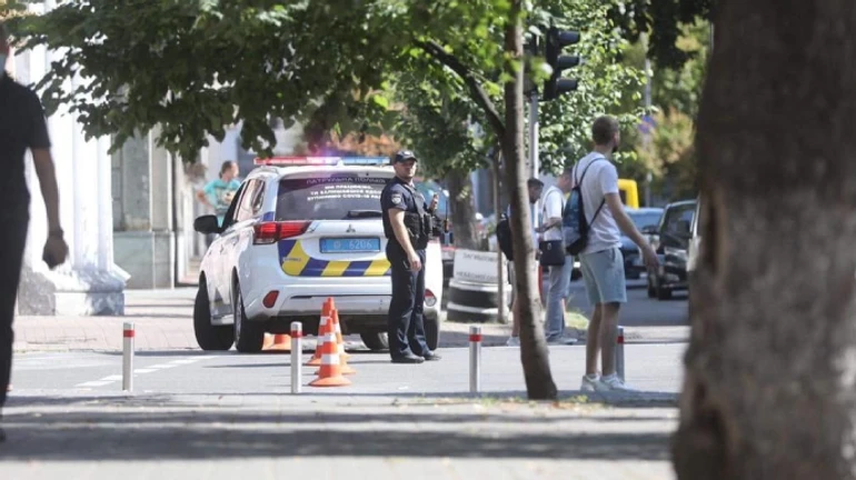 Захватчик Кабмина оказался ветераном АТО с боевой гранатой