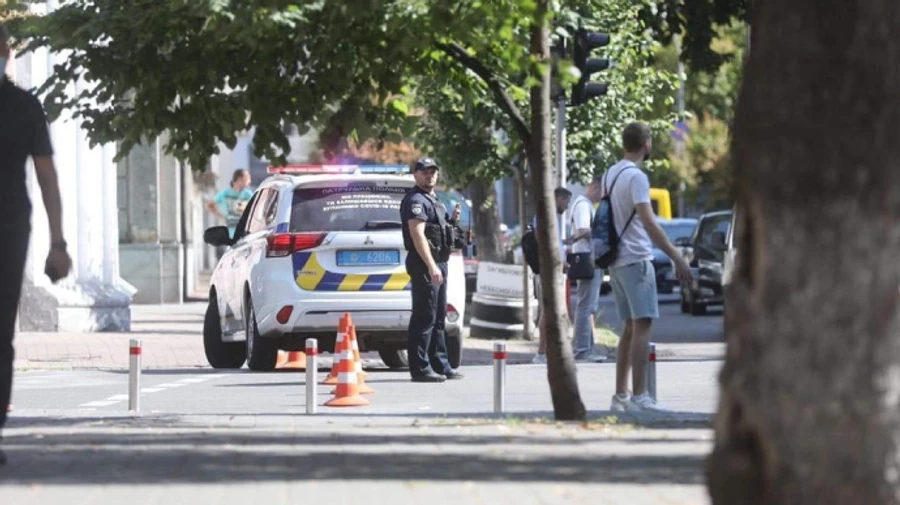 Захватчик Кабмина оказался ветераном АТО с боевой гранатой