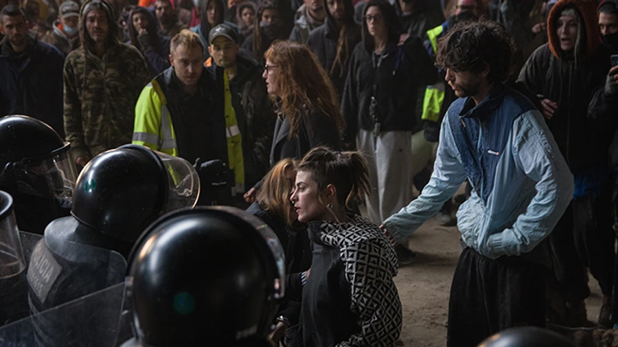 В Іспанії посилили обмеження на пересування через 40-годинну вечірку