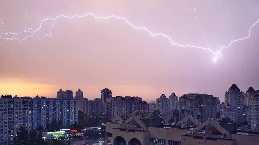 Спасатели предупредили о грозах