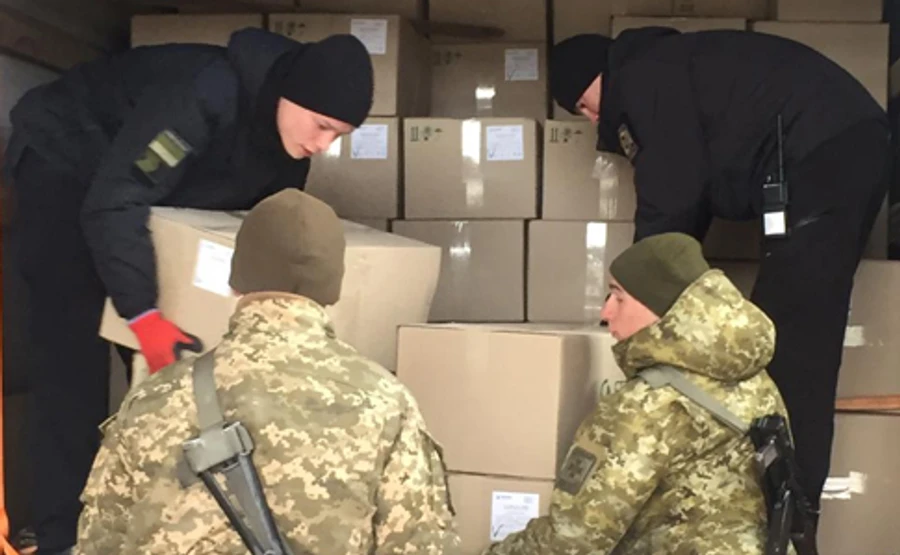 Из Украины пытались вывезти 50 тысяч респираторных масок