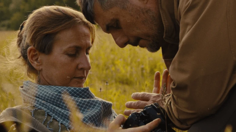 Придется задержаться в кинематографии. Художник Слава Леонтьев рассказывает, как создавали номинанта на Оскар Фарфоровую войну