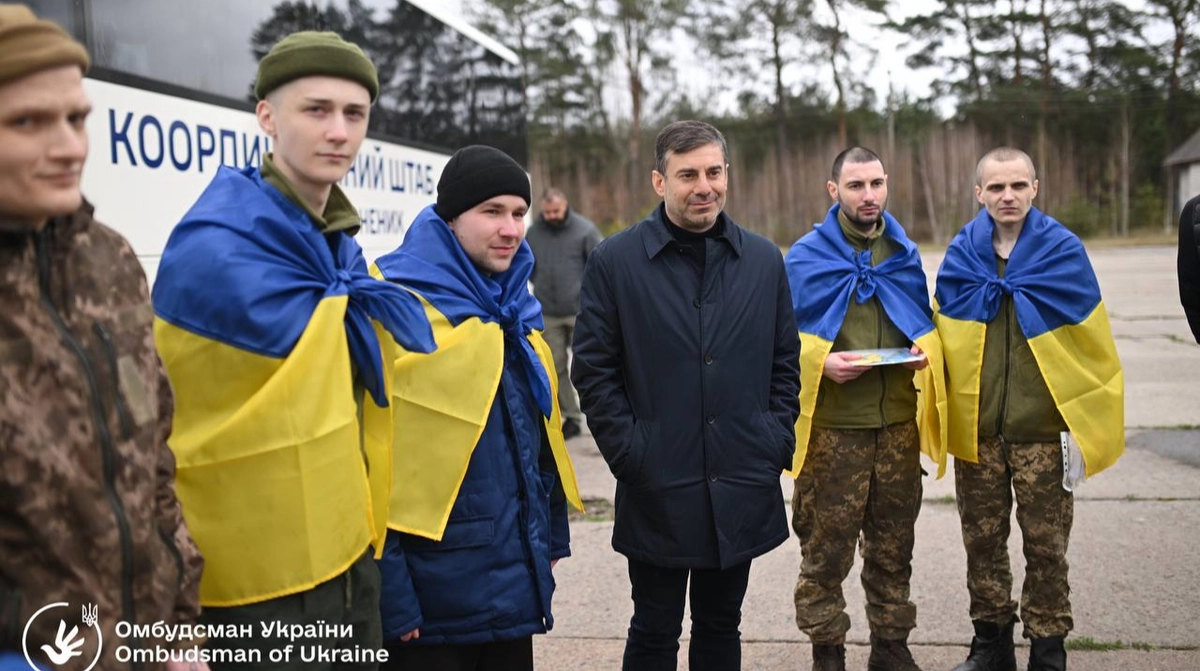 Ukrainian human rights commissioner reports on condition of freed POWs, says he met Russian counterpart