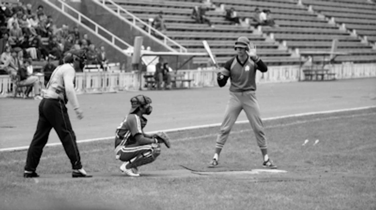 Гилка, макогон, или Как украинцы причастны к созданию бейсбола