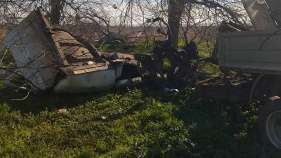 На Херсонщині на міні підірвались 3 енергетиків, 2 з них загинули - ОВА