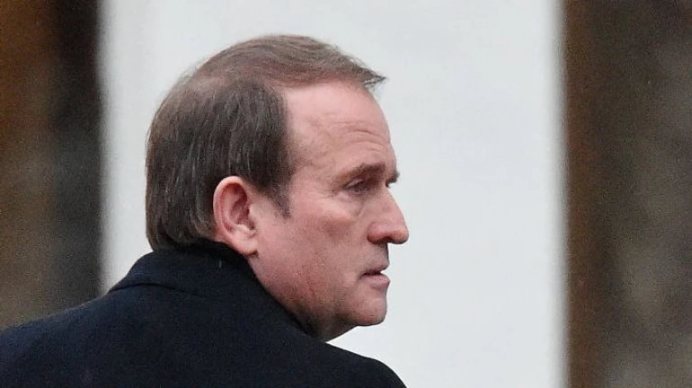 Medvedchuk’s stepson hired Ukrainian police to guard his house – Bihus
