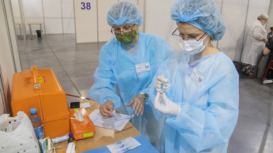 В Киеве снова скачок больных COVID и 13 смертей