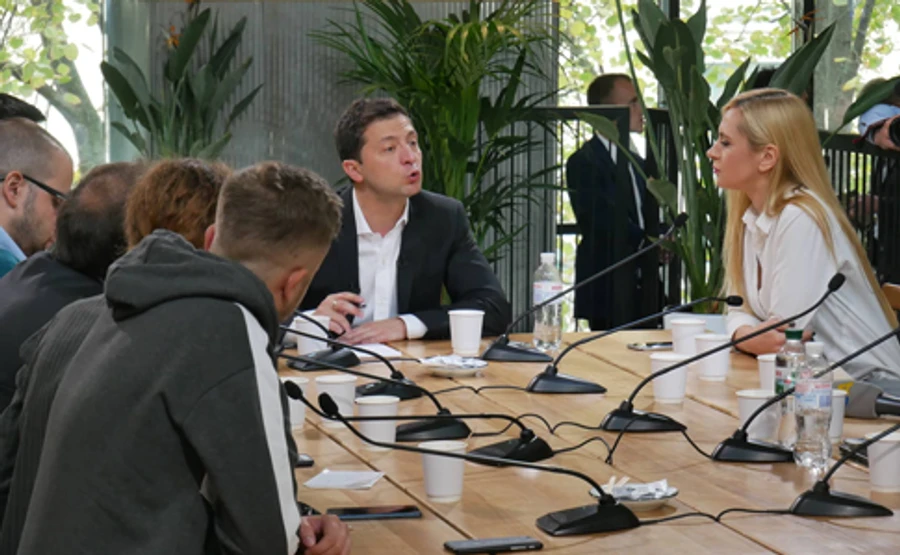 Зеленський назвав помилку Порошенка, яка шокувала Європу