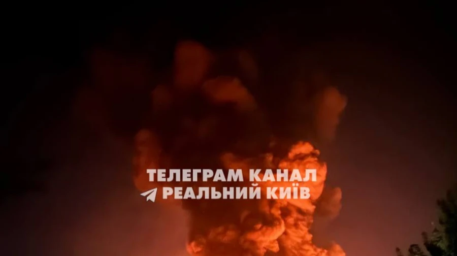 Ворог атакував Київ балістикою: троє загиблих, є поранені та заблоковані