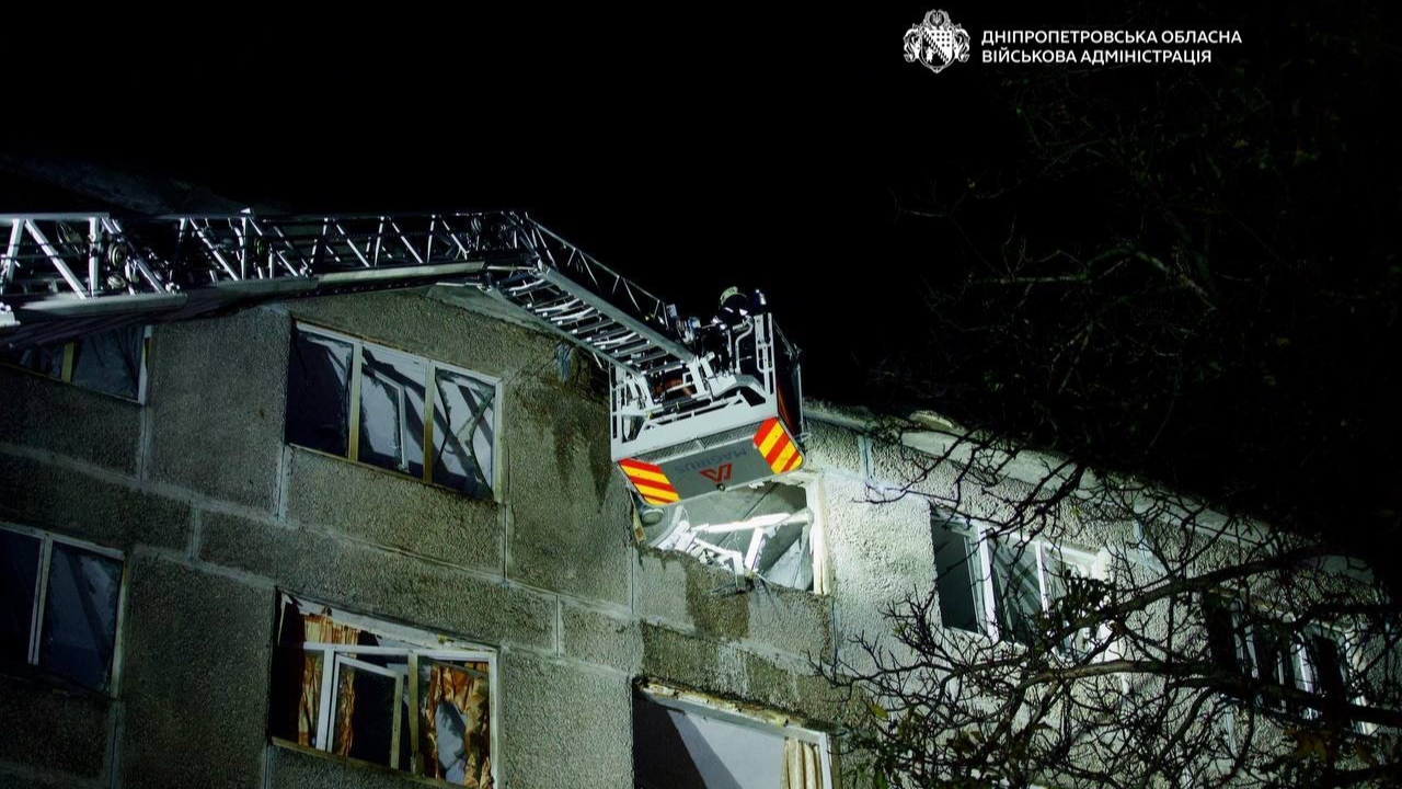 Росія вдарила дроном по студентському гуртожитку в Дніпрі