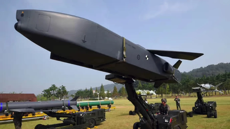 Bavarian PM and former German President support providing Ukraine with Taurus long-range missiles