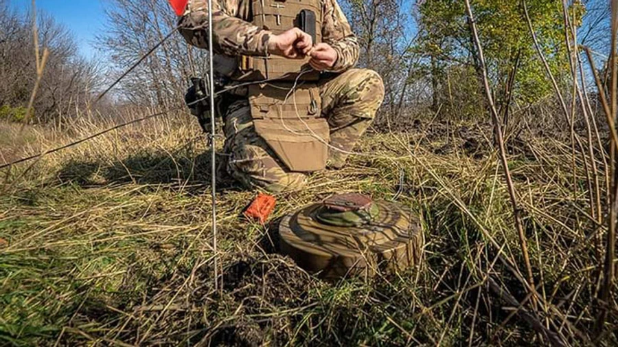 На Херсонщині підірвалися троє саперів 