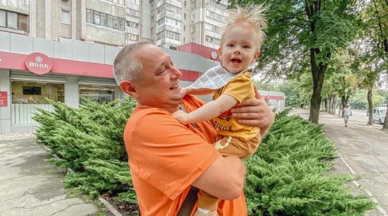 Потерял дочь, внука, родной дом. Как переселенец из Токмака ждет деоккупации своего города