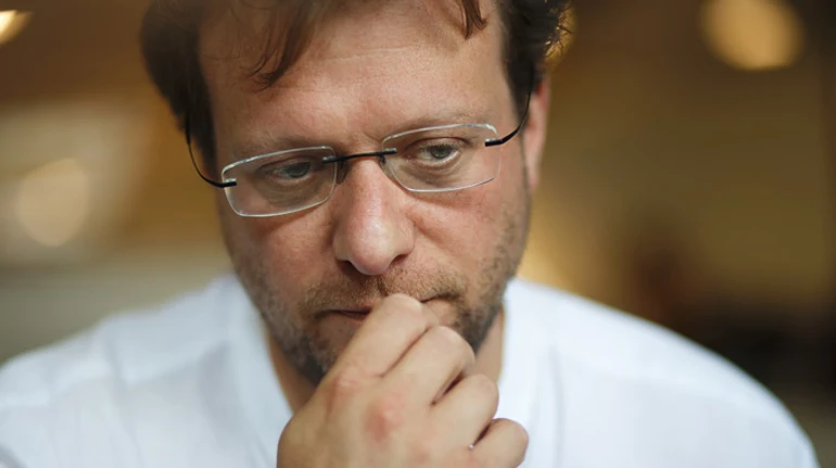 What to do with a nuclear country that behaves like a schizophrenic? Interview with Peter Pomerantsev