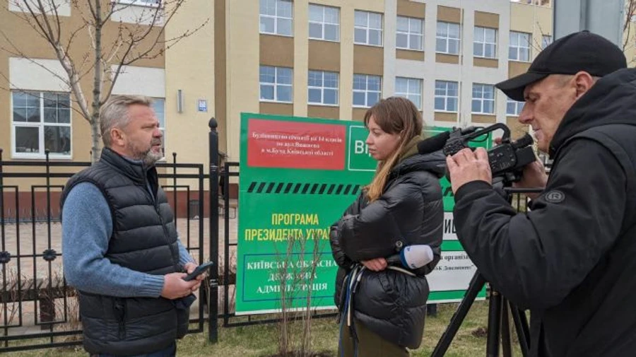 Бучі дали воду, незабаром обіцяють світло і газ 