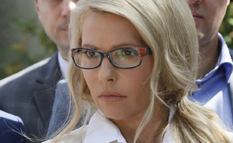 У Порошенко призвали Тимошенко отчитаться о ее состояние, откатах и оффшорах