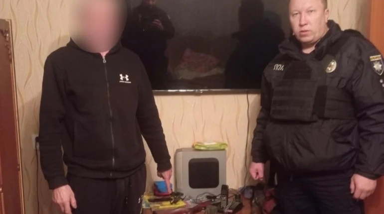 У Сумах чоловік стріляв з вікна: постраждали діти