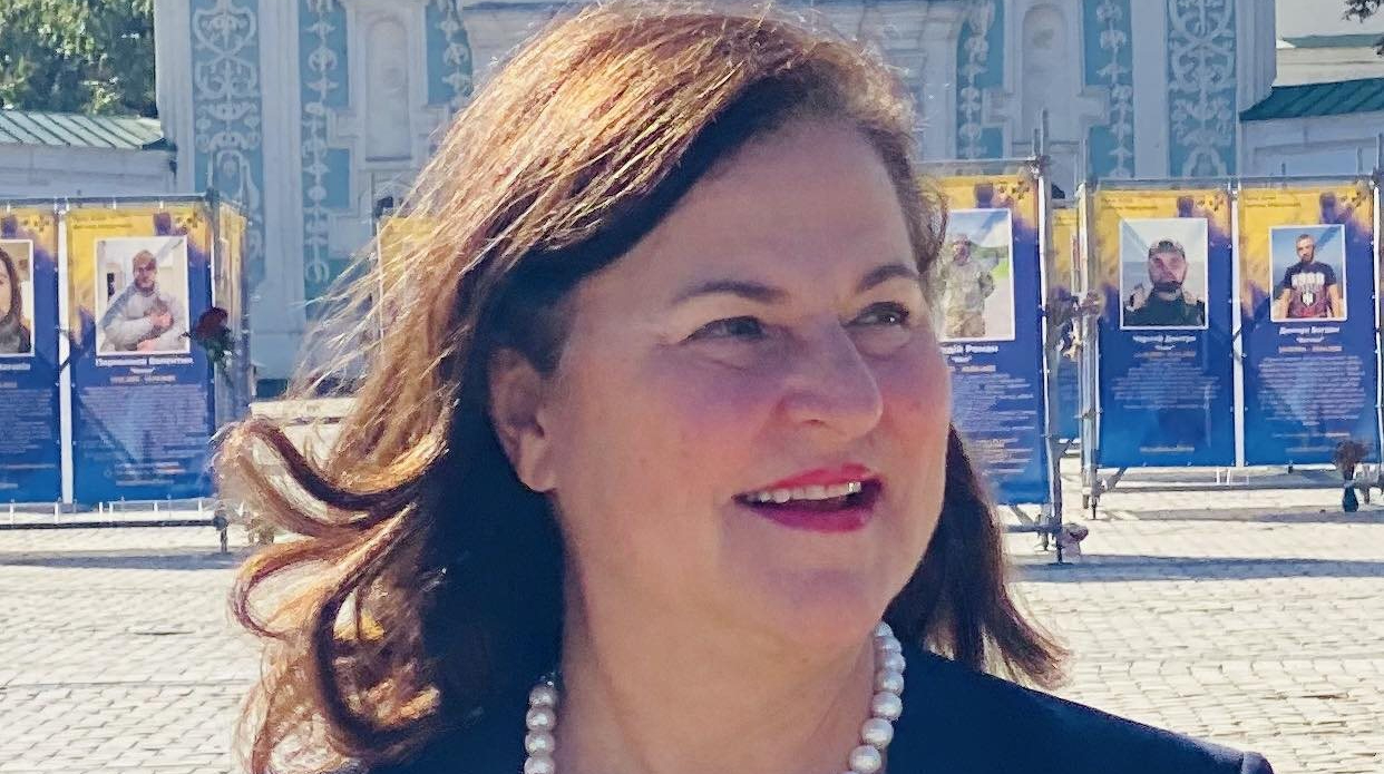 Матернова оголосила, що не продовжуватиме роботу в євроінституціях після України