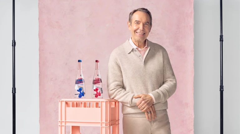Джефф Кунс для Evian, Кит Харинг в Louis Vuitton: подборка новых коллабораций художников и брендов