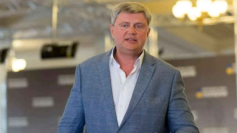 Стерненко заявив, що суддя ВАКС заблокувала донат для фонду “Повернись живим” Стерненко заявив, що суддя ВАКС заблокувала донат для фонду “Повернись живим”