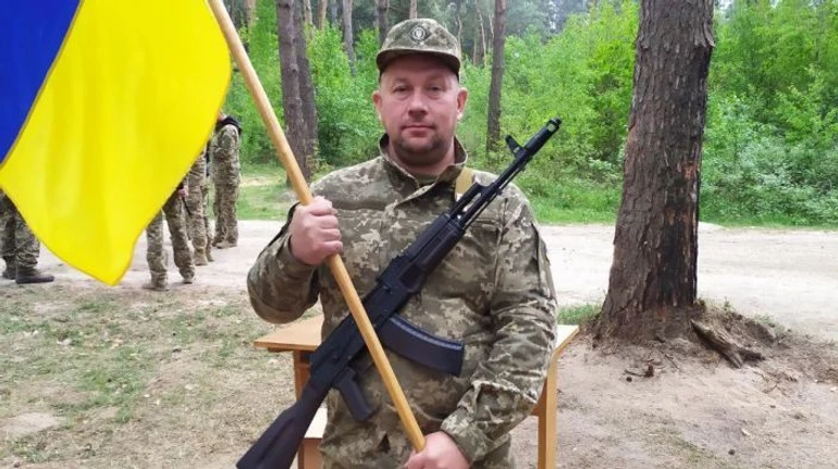 Меня остановит только пуля. Жена морпеха Маслюкова не верит в самоубийство мужа и требует эксгумацию