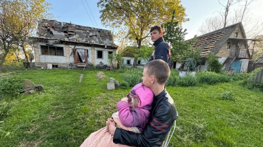 Debris from downed Russian target damages house in Kyiv Oblast, injuring five people – photos