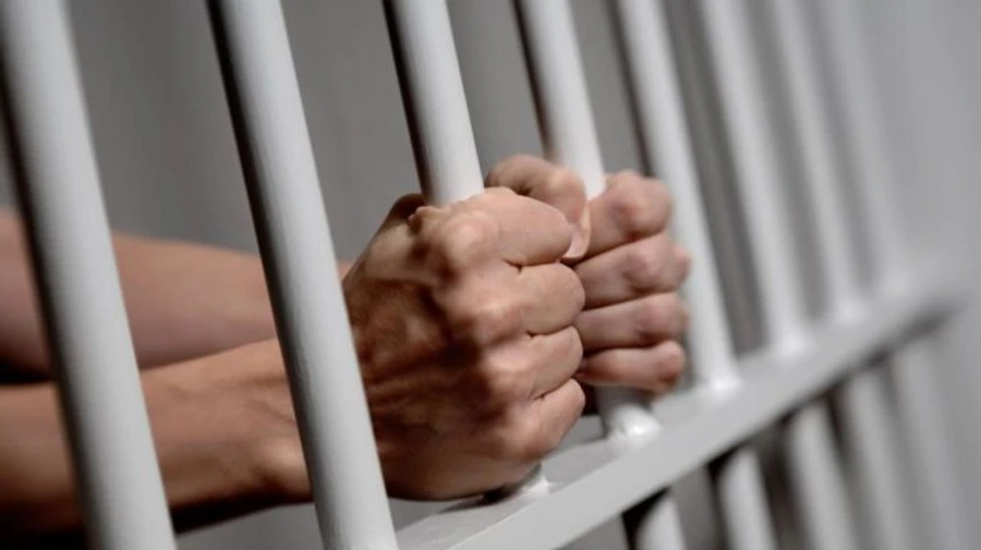 Українця засудили в Москві до 3 років колонії. Начебто через контрабанду