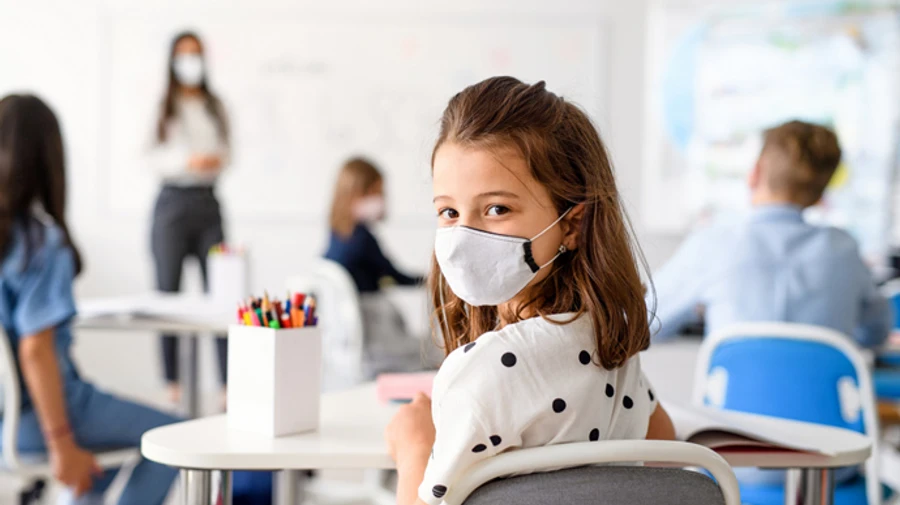 В Україні пропонують ввести карантин вихідного дня 