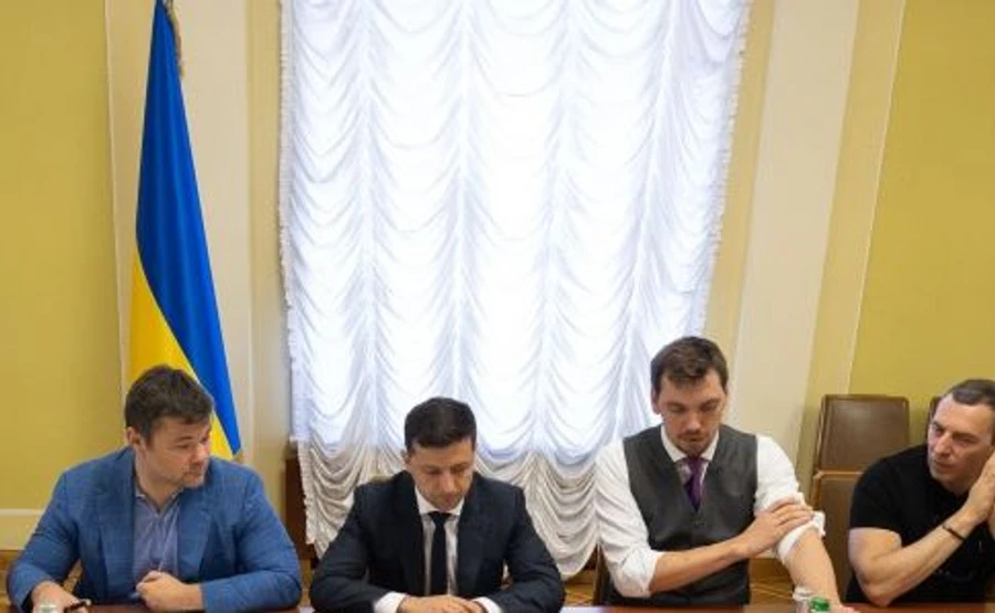 Зеленский издал новый указ – улучшить дороги