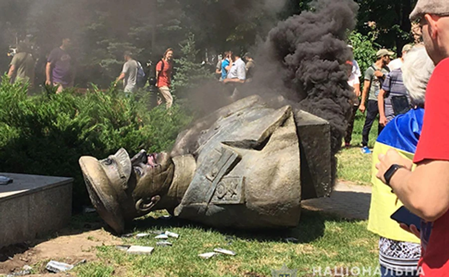 Через знесення пам'ятника Жукову в Харкові відкрили два провадження