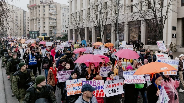 Боротьба за права або пережиток СРСР: чи знаєте ви справжню історію 8 березня? ТЕСТ