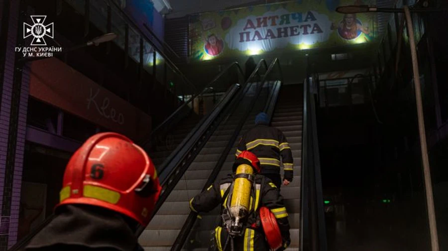 ТРЦ Космополіт у Києві підпалив 7-річний хлопчик