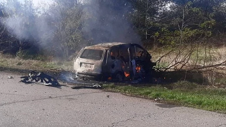 Russians shell family's car near Kherson, killing grandfather: doctors fight to save mother and baby